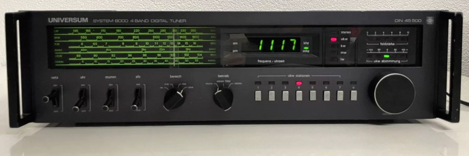 Quelle - Universum T 2685 (System 8000)