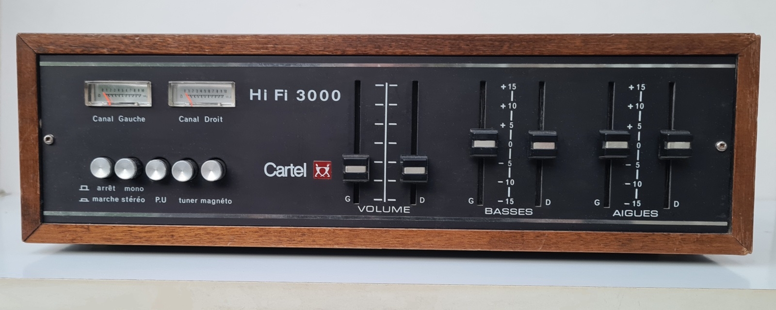 Cartel Hi Fi 3000