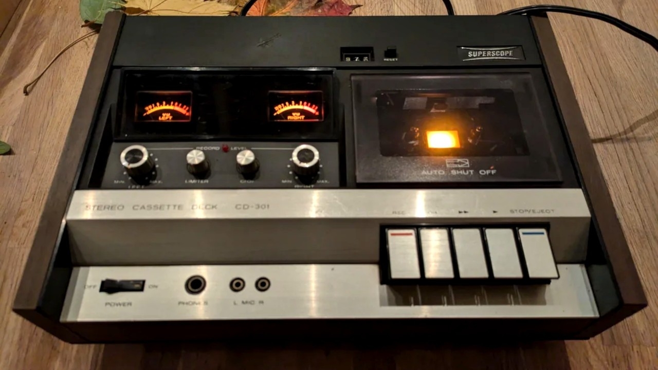Superscope CD-301 et CD-301A