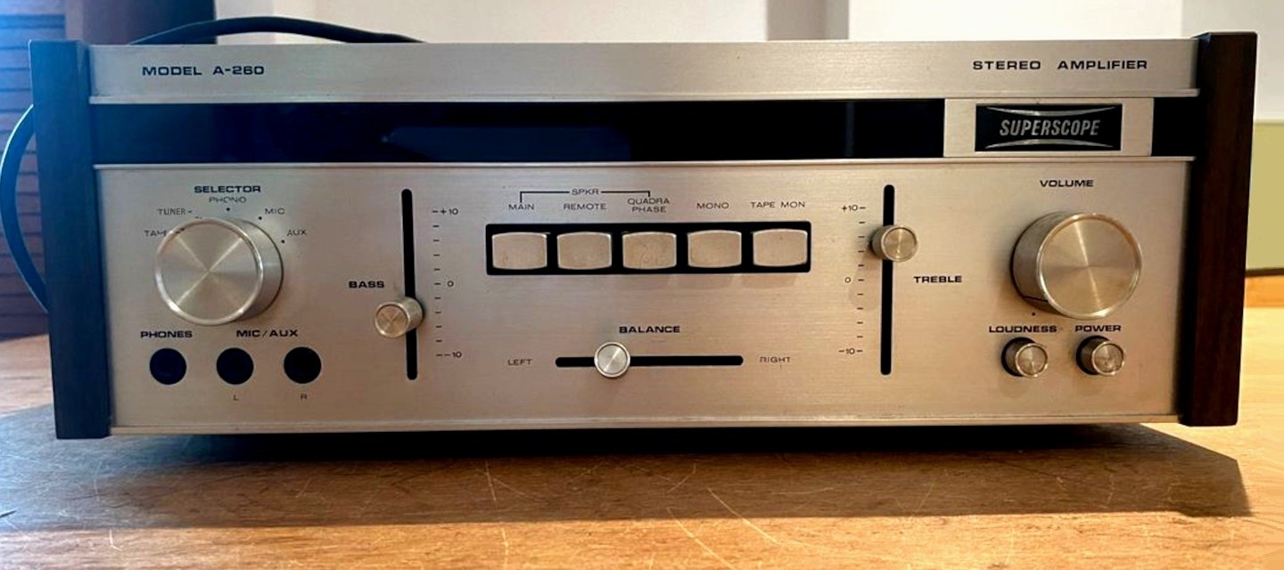 Superscope A-260