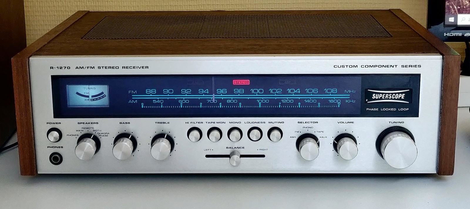 Superscope R-1270