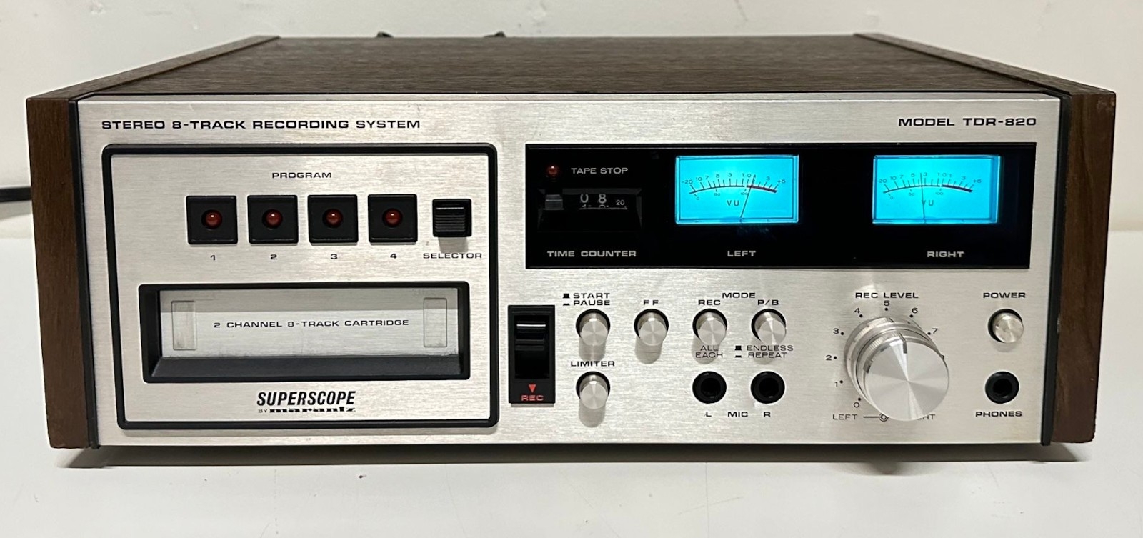 Superscope TDR-820