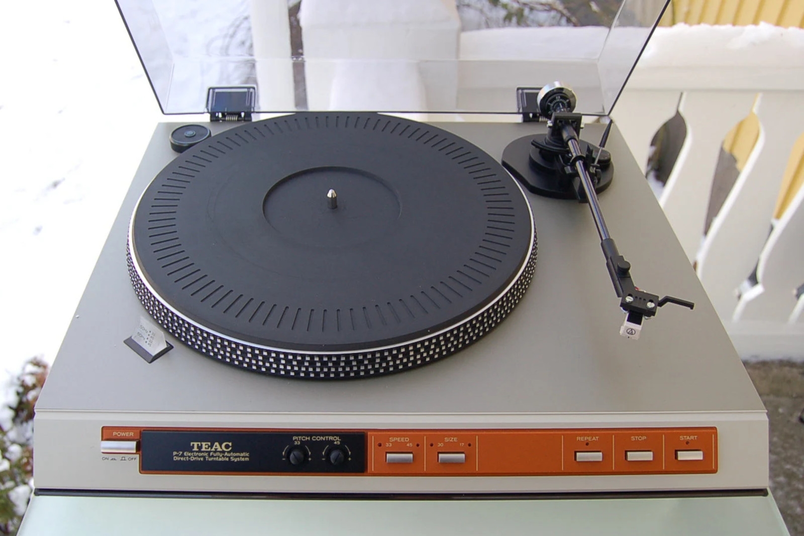 Teac P-7