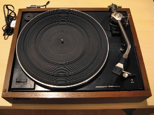 Technics SL-25 B