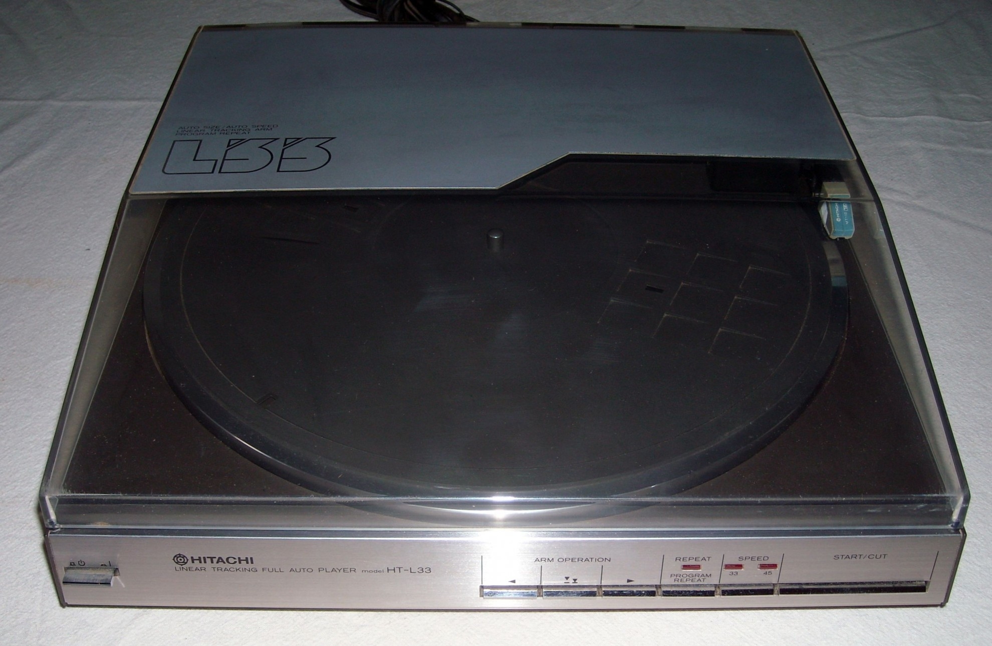 Hitachi HT-L33