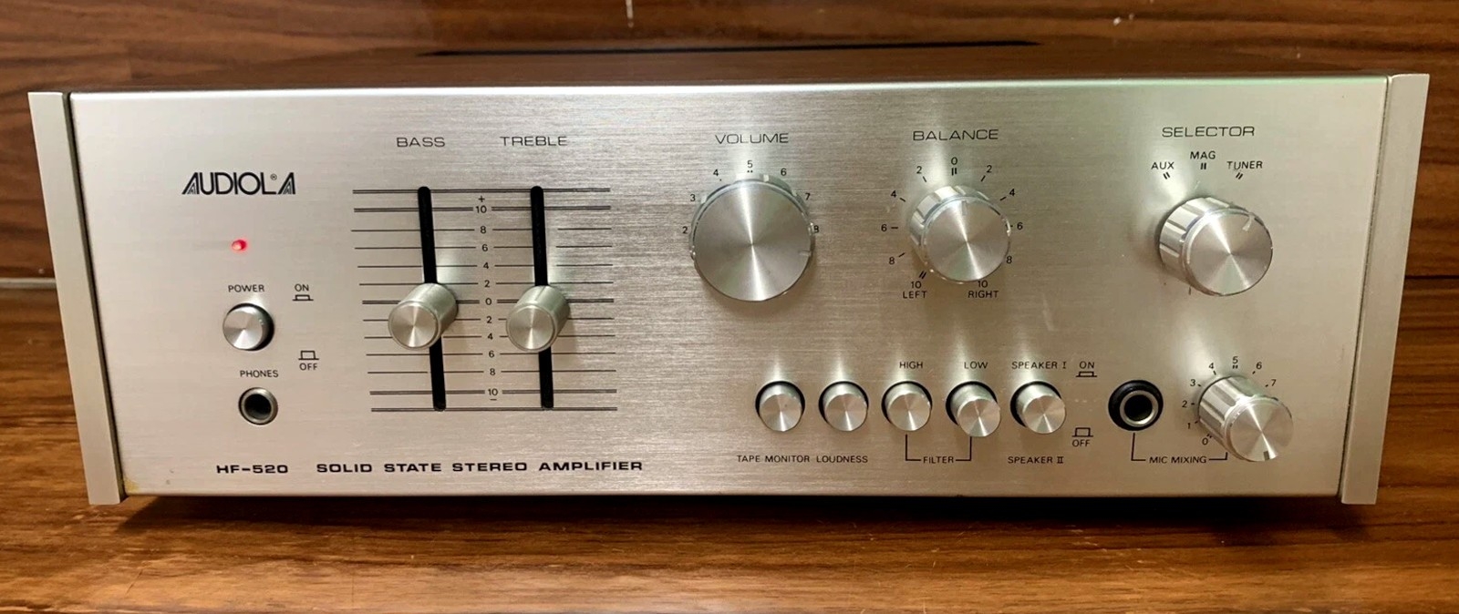 Audiola Usa HF-520