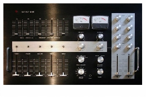 Rodec console 1385 avec façade noire
