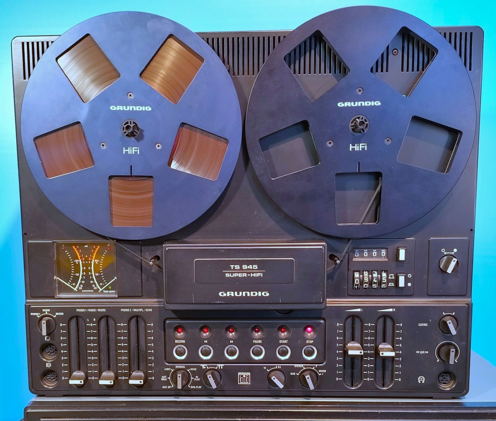 Grundig TS 945 (4-Spur)