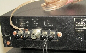 Pioneer F-Z93L connectique antennes