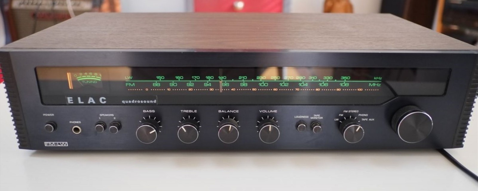 Elac 214